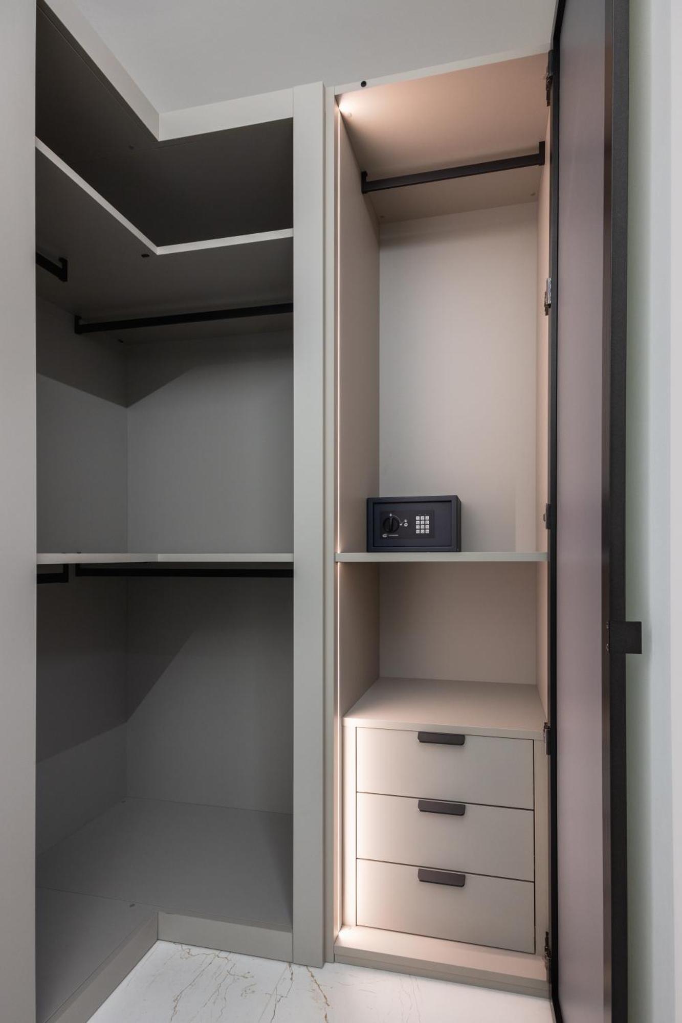 Excelsior Station Suite ボローニャ エクステリア 写真