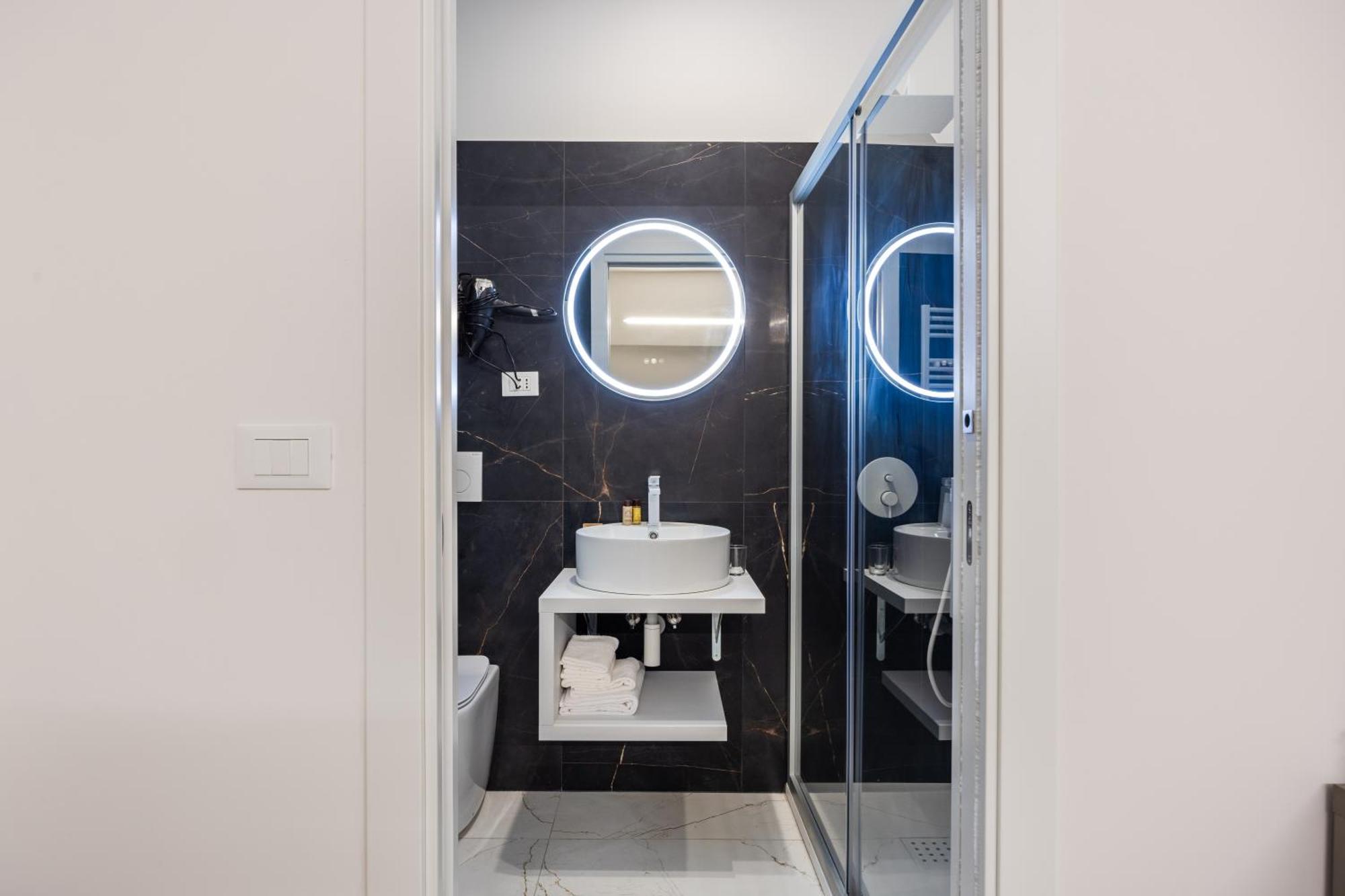 Excelsior Station Suite ボローニャ エクステリア 写真