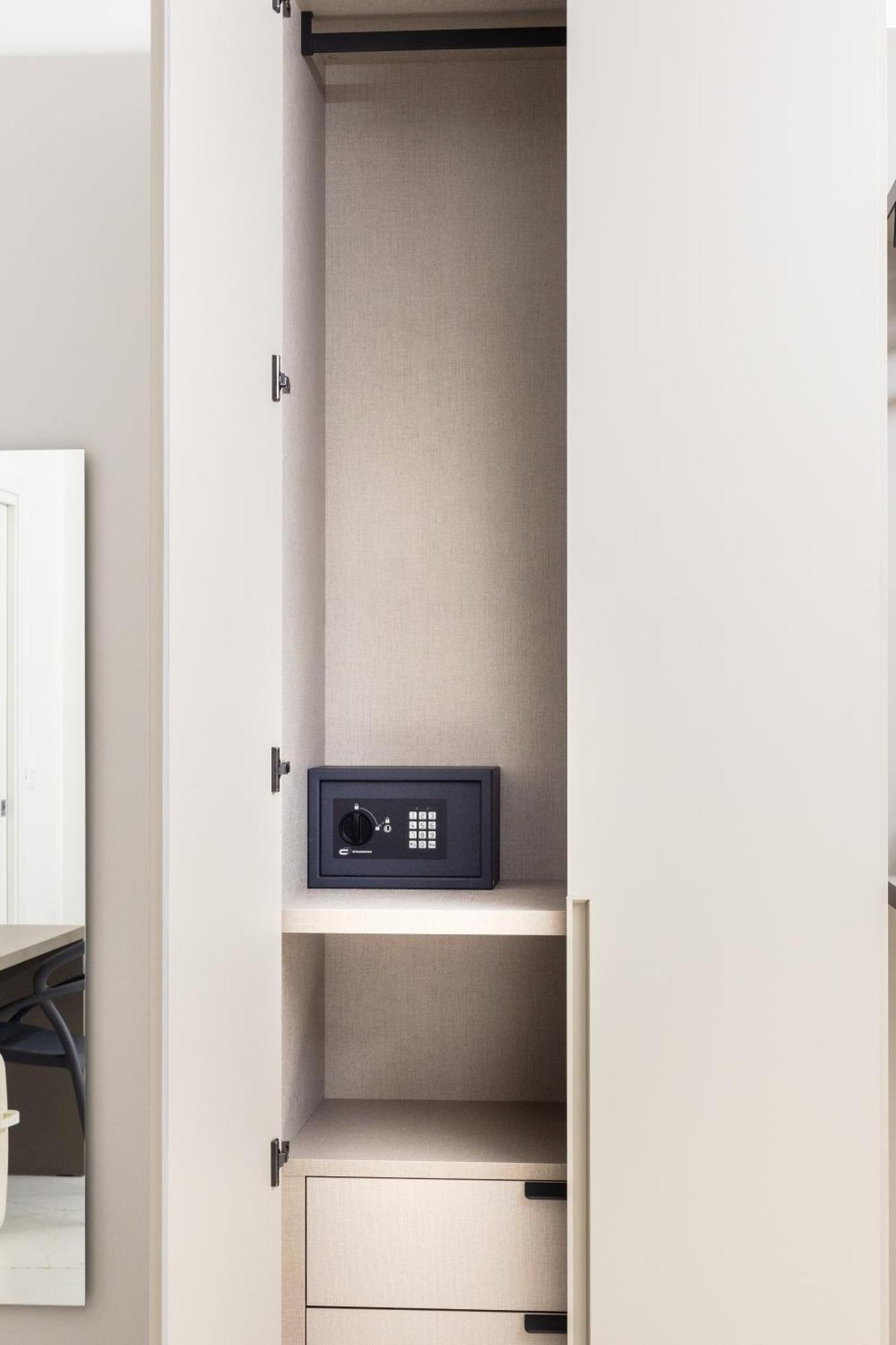 Excelsior Station Suite ボローニャ エクステリア 写真
